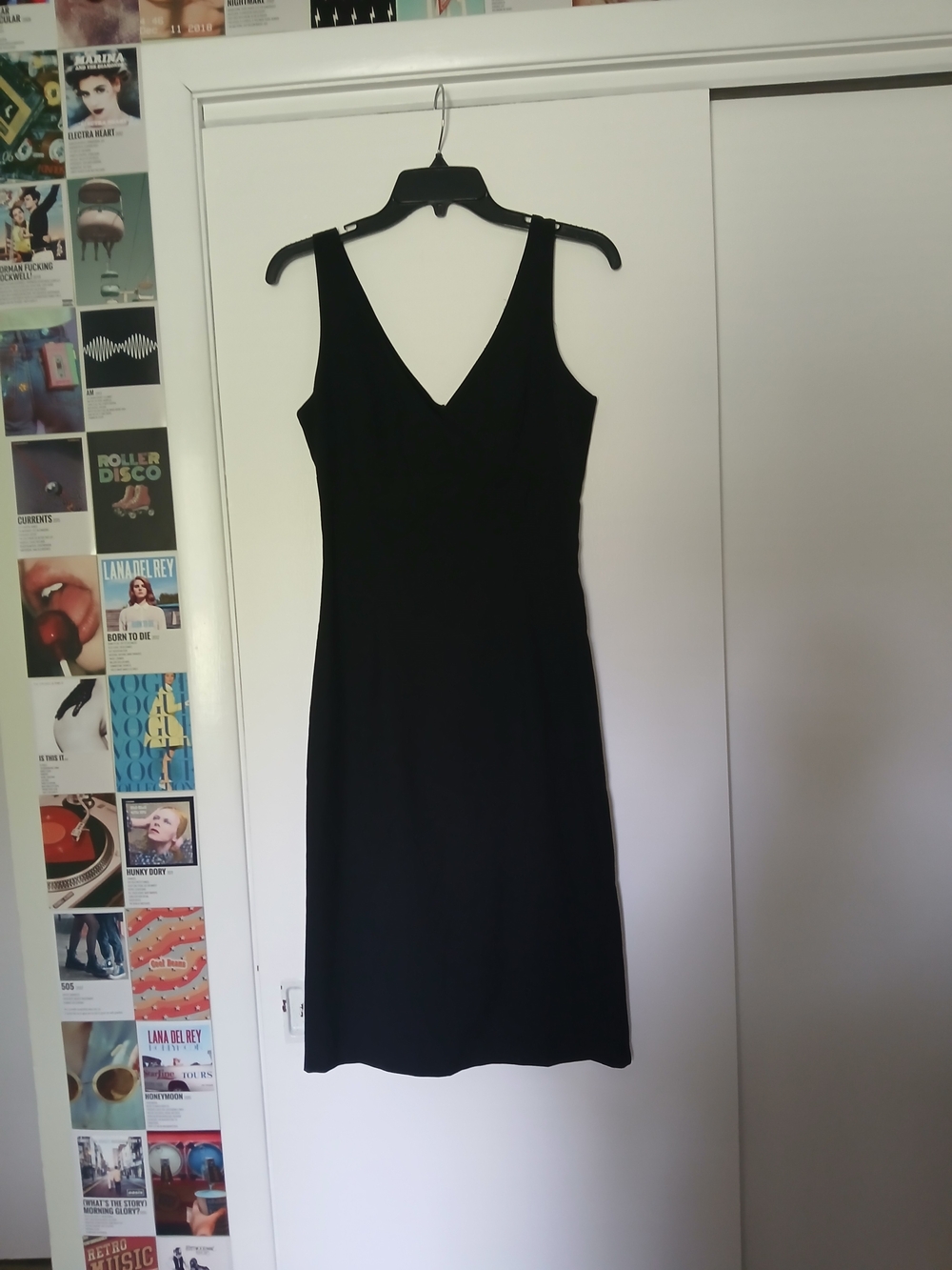 Vintage 90s Black V-Neck Dress - Picture 2 of 10
